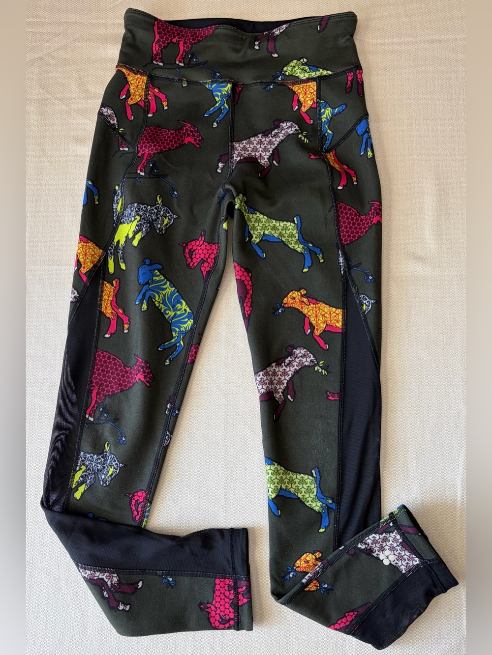 Rare Sweaty Betty Mountain Goat Reversible Leggings Workout Athleisure EUC Sz XS